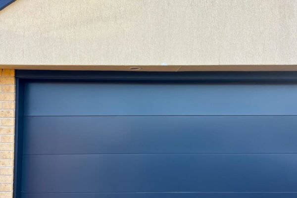 summit_garage_doors_maintance_install_repair_canterbury_3